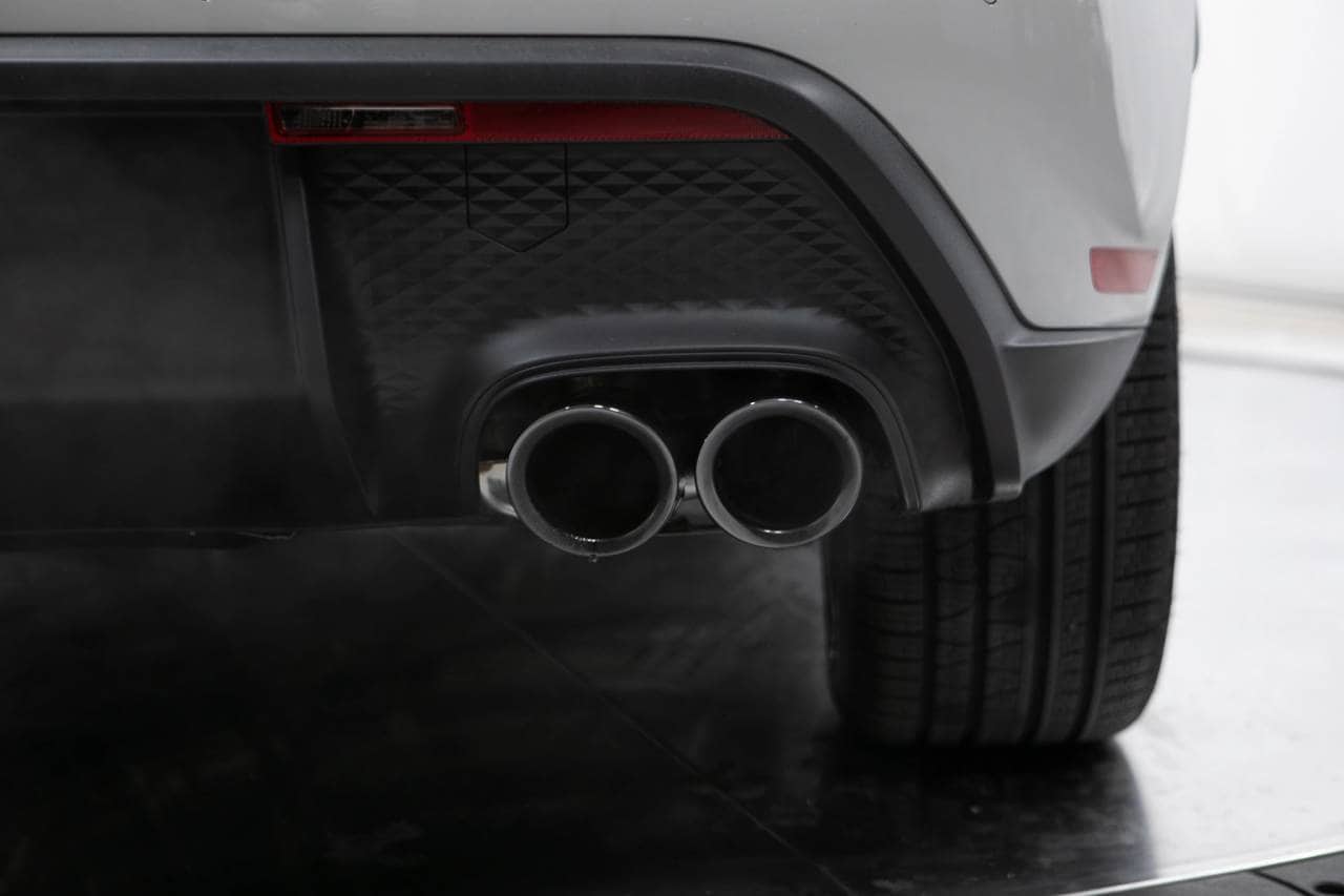 Thumbnail: 2026 Porsche Macan - 17