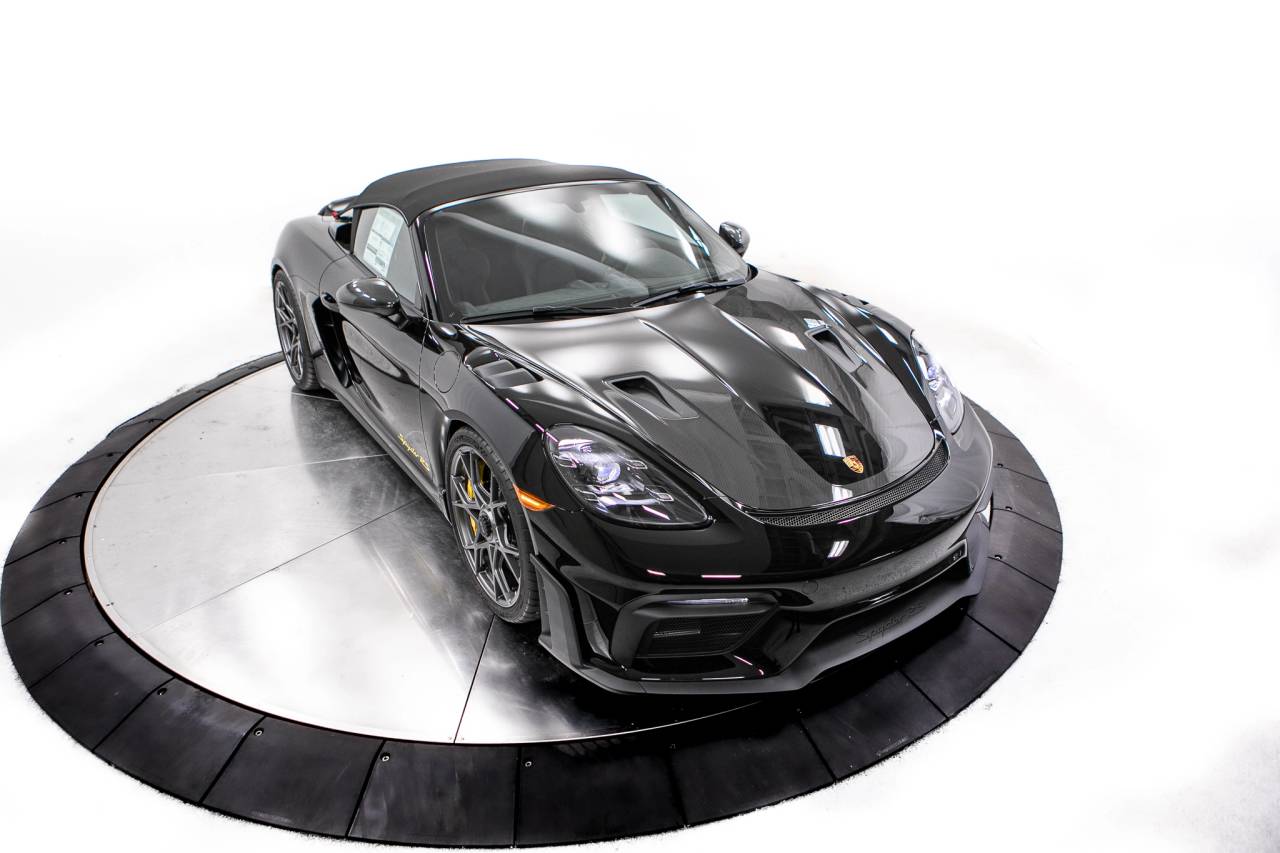 Thumbnail: 2025 Porsche  - 19