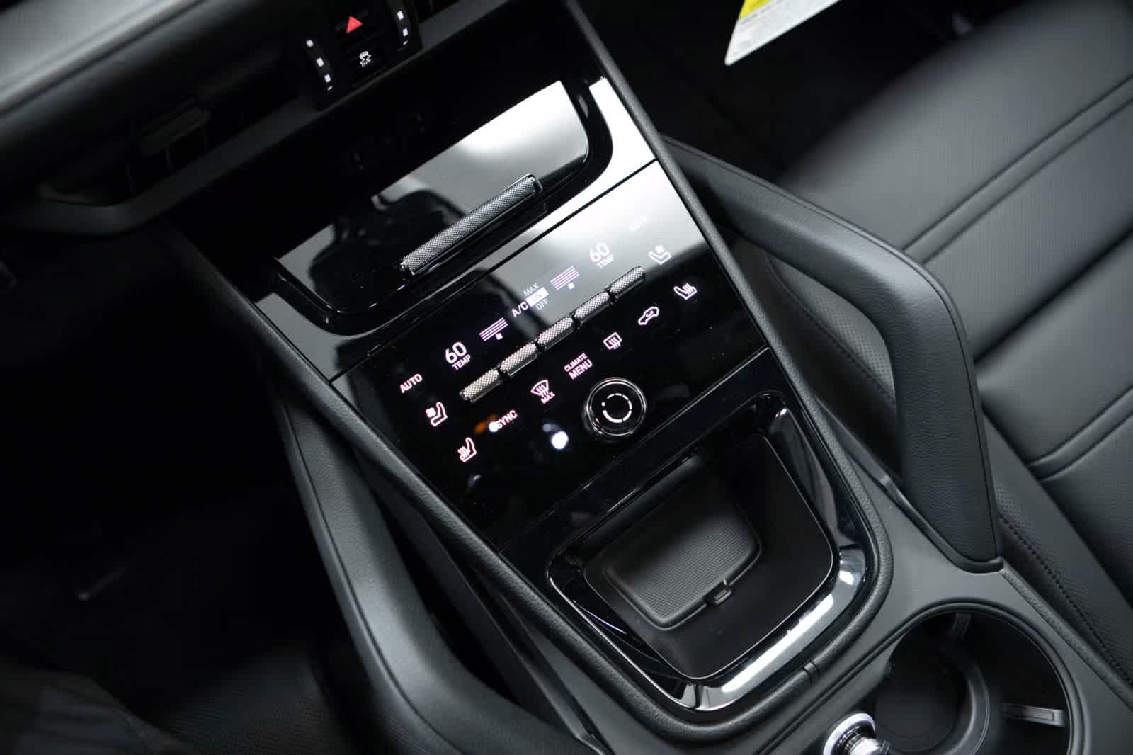 Thumbnail: 2026 Porsche Cayenne - 25