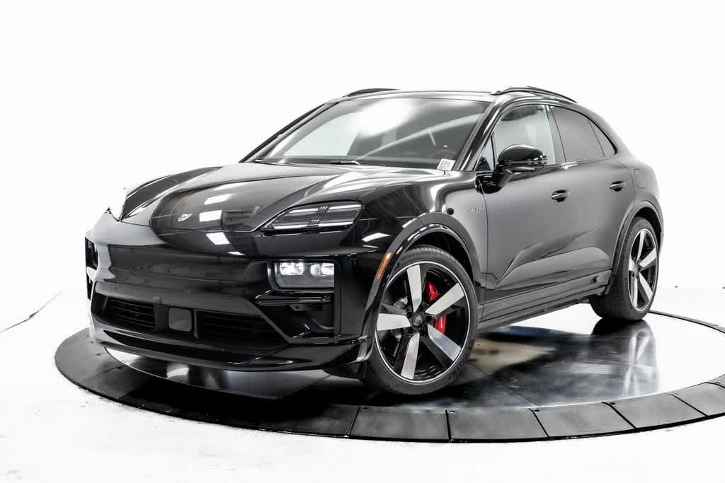 Thumbnail: 2025 Porsche Macan - 1