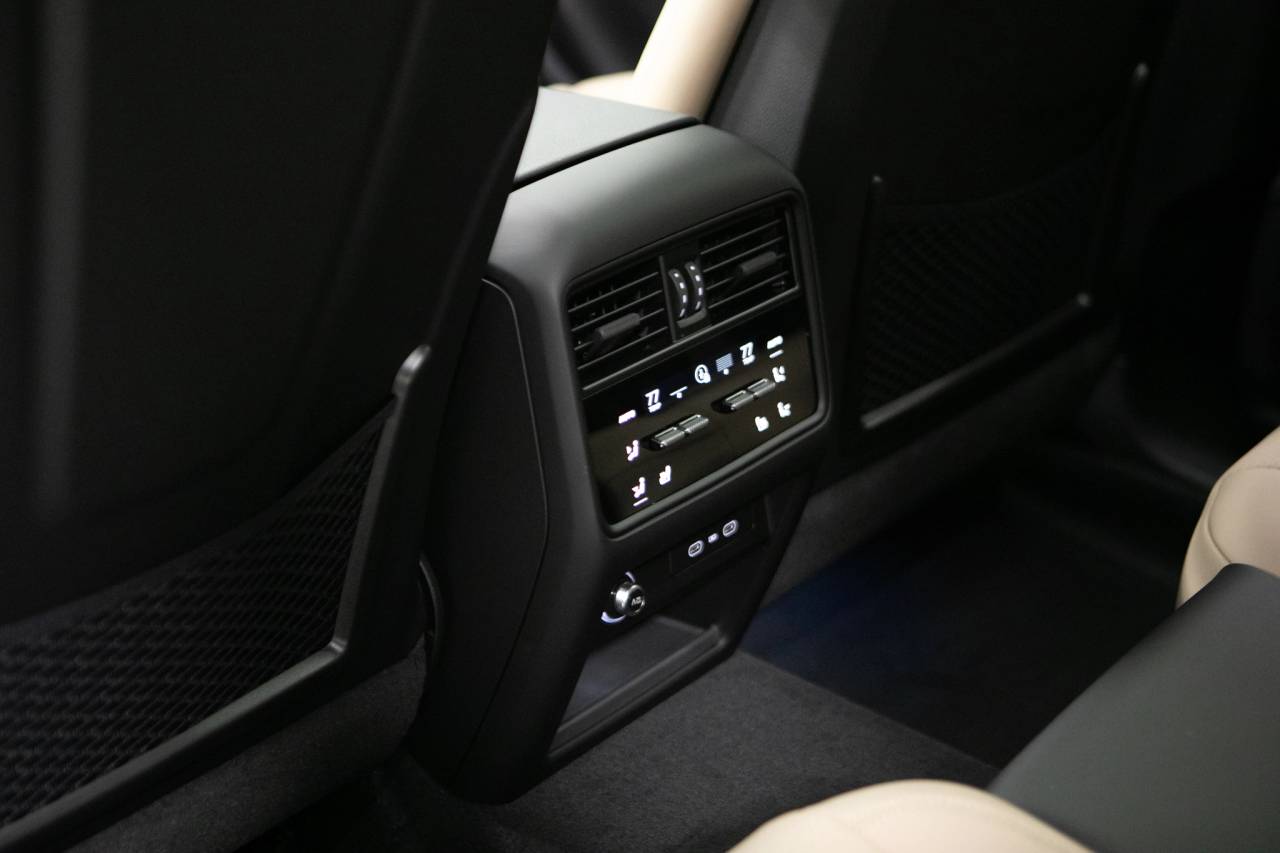 Thumbnail: 2026 Porsche  - 34