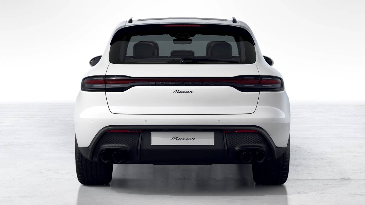 Thumbnail: 2026 Porsche Macan - 7