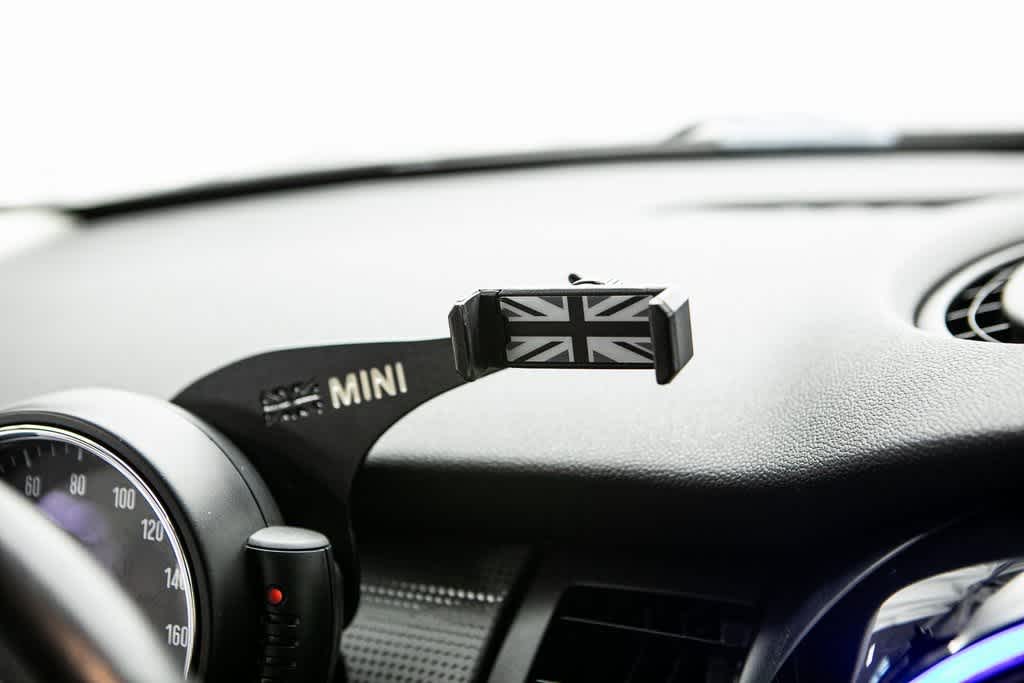 2015 MINI Cooper Hardtop SE 38