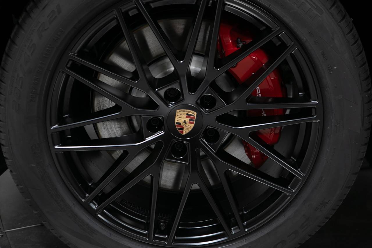 Thumbnail: 2026 Porsche  - 11