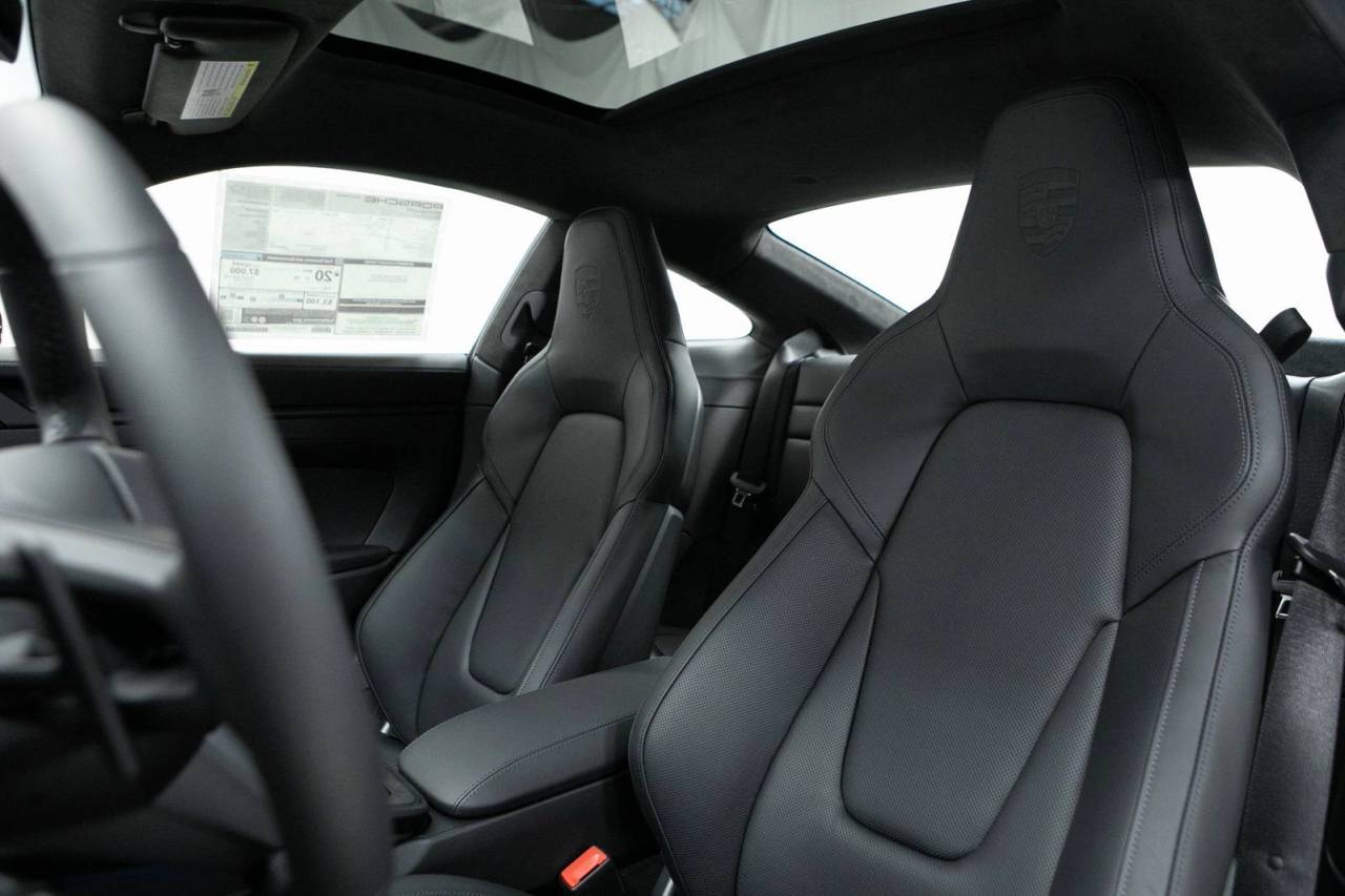 Thumbnail: 2026 Porsche 911 - 5