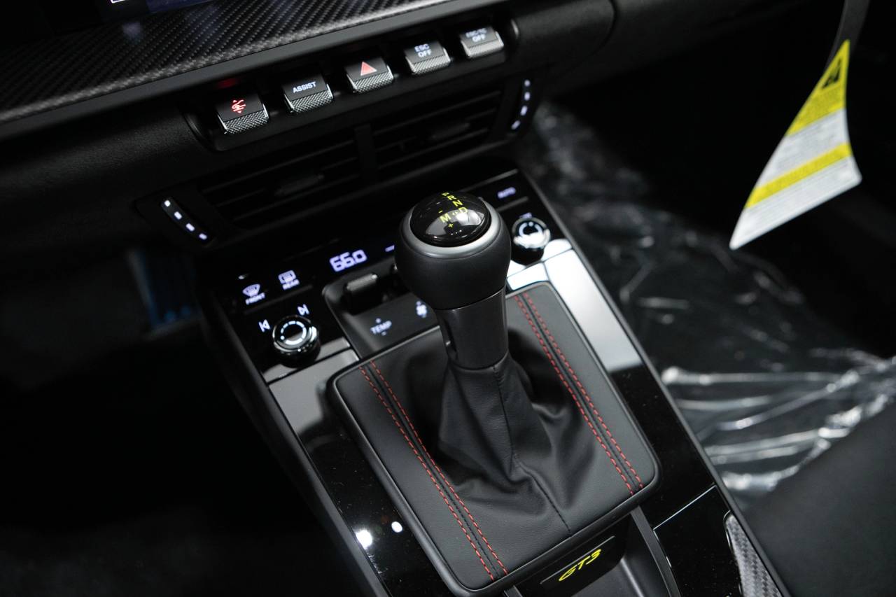 Thumbnail: 2026 Porsche 911 - 29