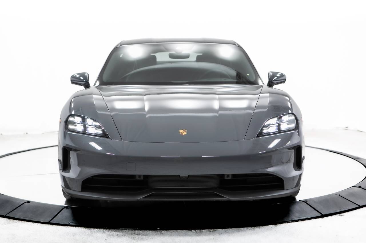 Thumbnail: 2025 Porsche Taycan - 12