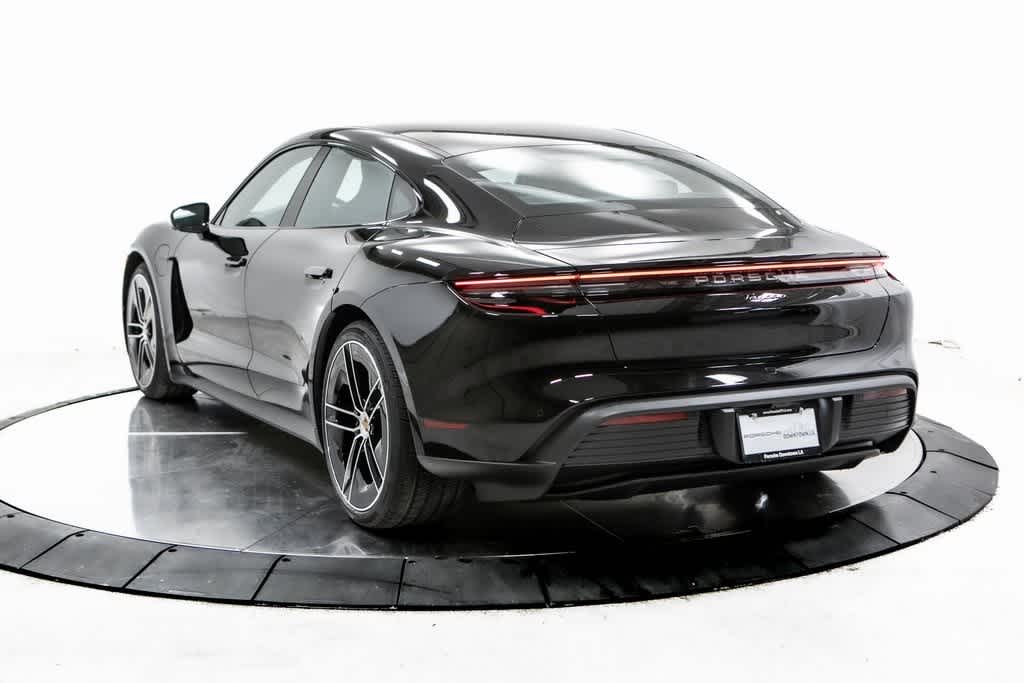 Thumbnail: 2025 Porsche Taycan - 3