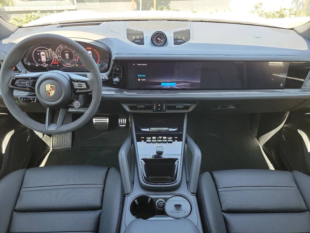 Thumbnail: 2026 Porsche Cayenne - 12