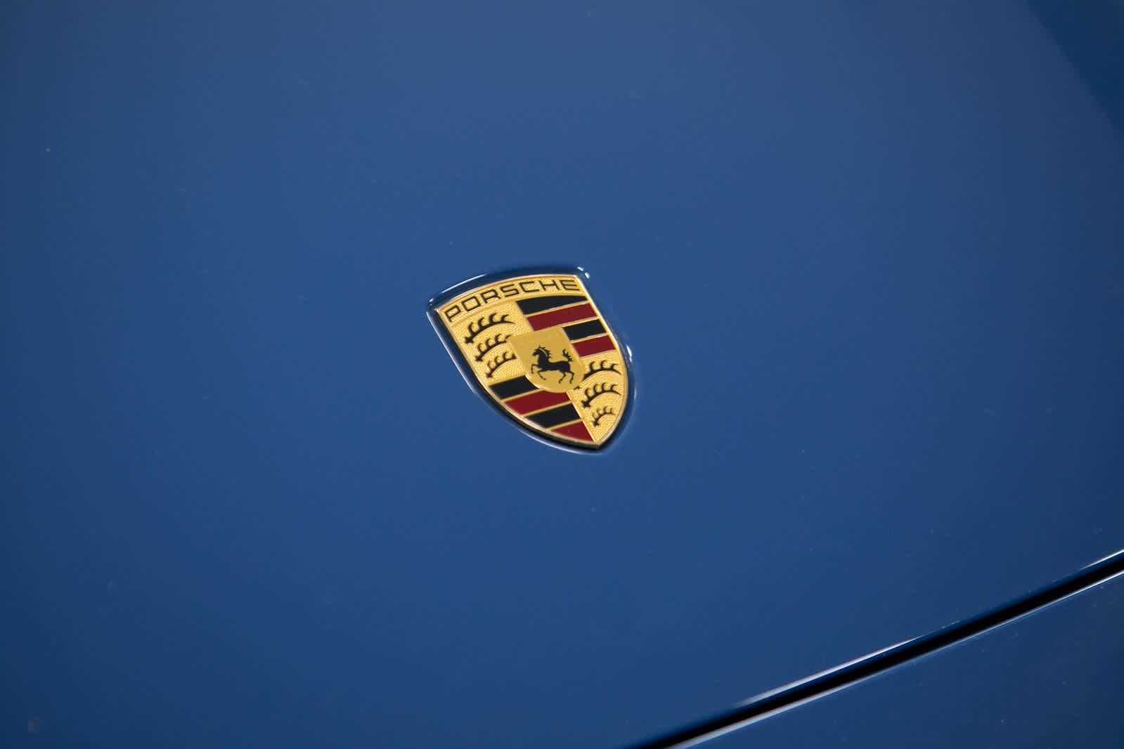 Thumbnail: 2023 Porsche Taycan - 33