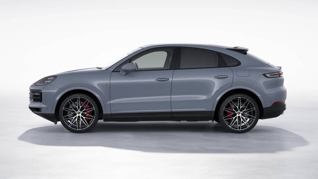 Thumbnail: 2025 Porsche  - 2