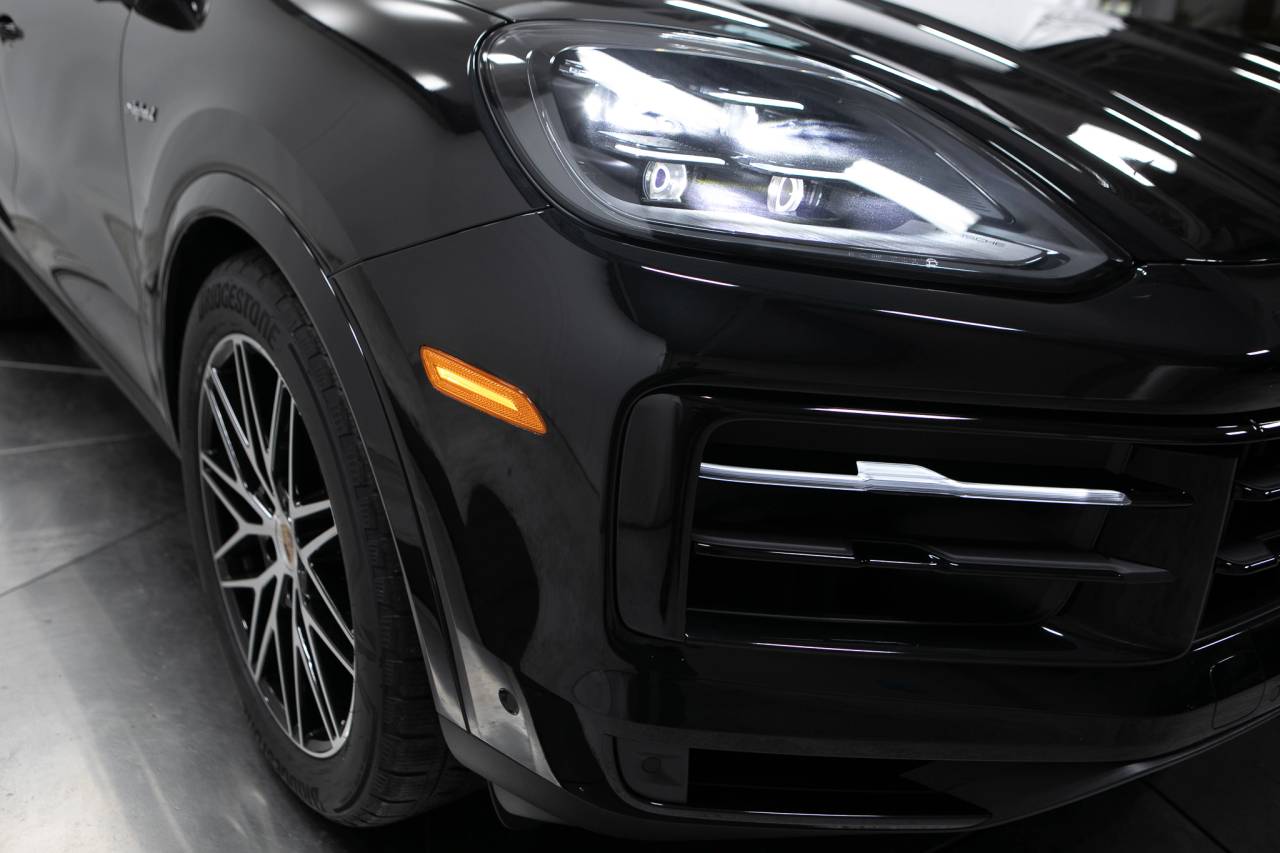 Thumbnail: 2026 Porsche  - 12