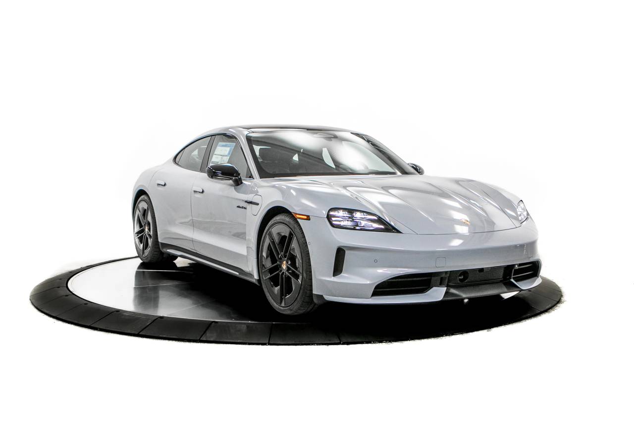 Thumbnail: 2026 Porsche Taycan - 9