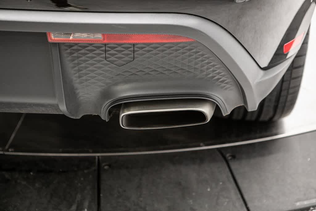 Thumbnail: 2024 Porsche Macan - 4