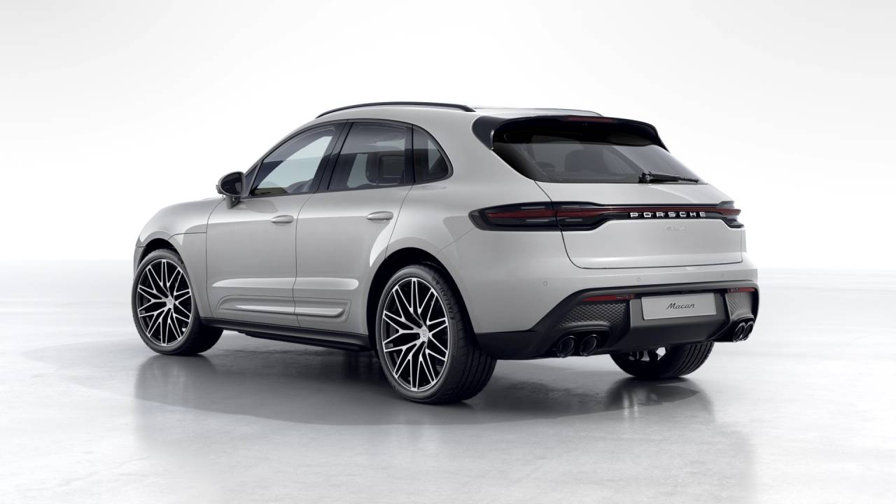 Thumbnail: 2026 Porsche Macan - 3