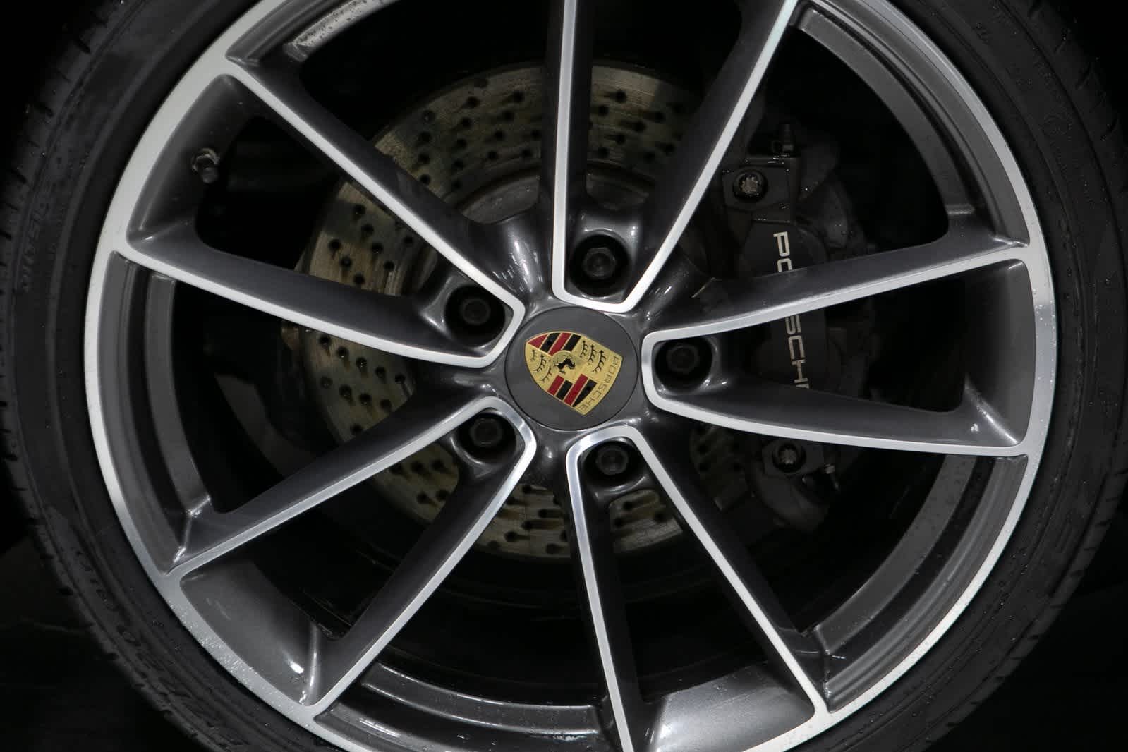 Thumbnail: 2021 Porsche 911 - 11