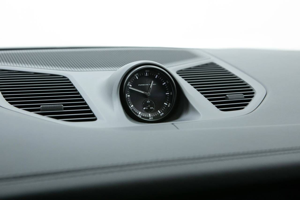 Thumbnail: 2025 Porsche  - 31