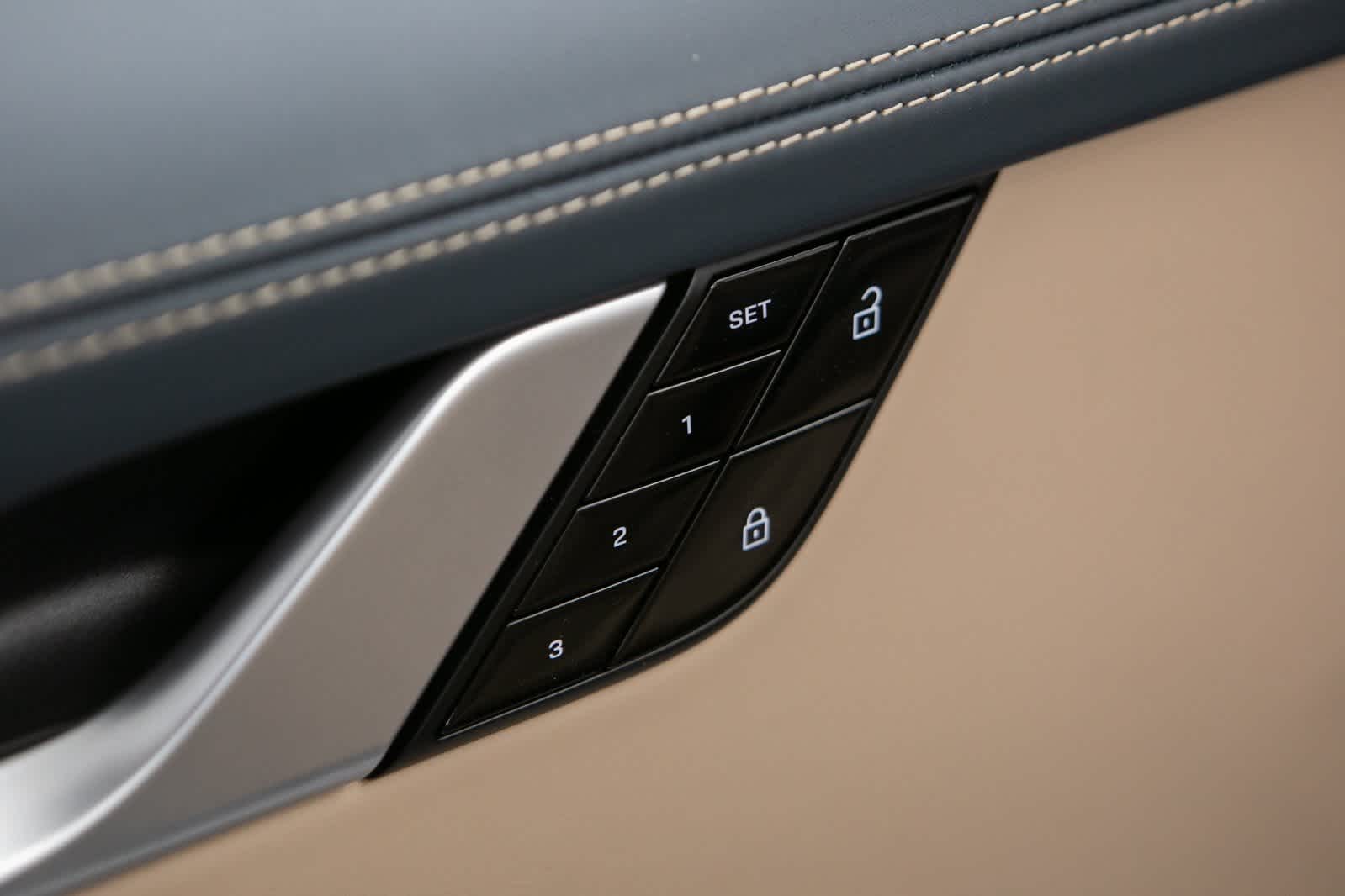 Thumbnail: 2021 Porsche 911 - 19