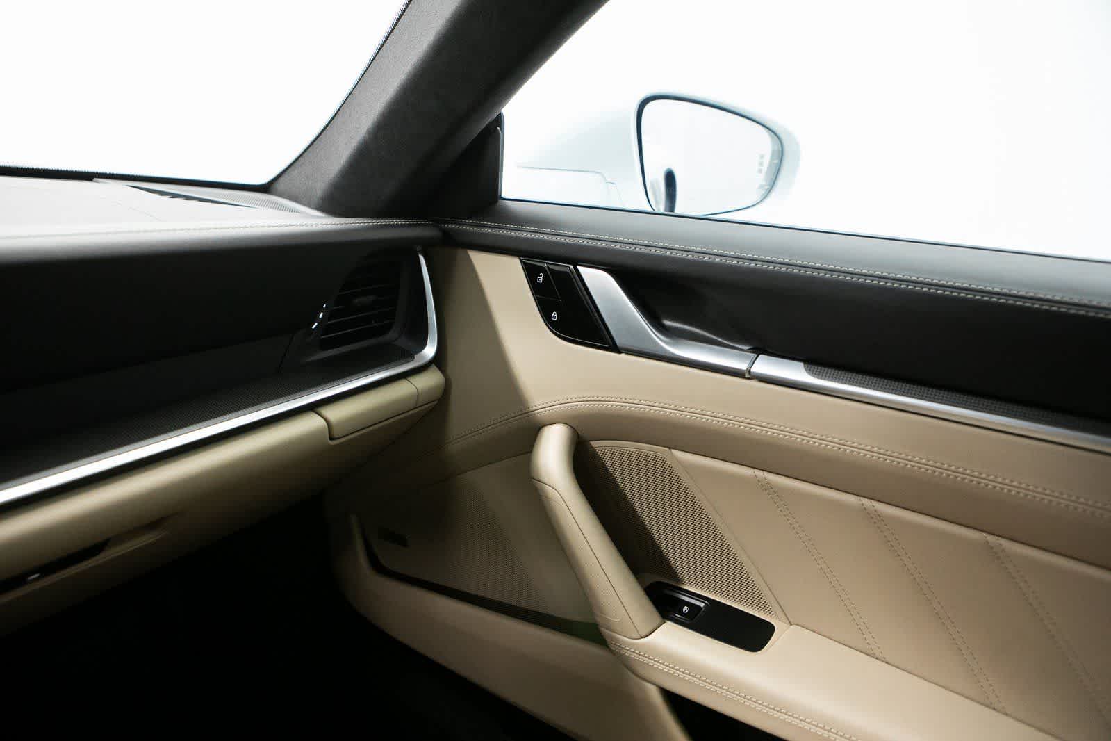 Thumbnail: 2021 Porsche 911 - 25