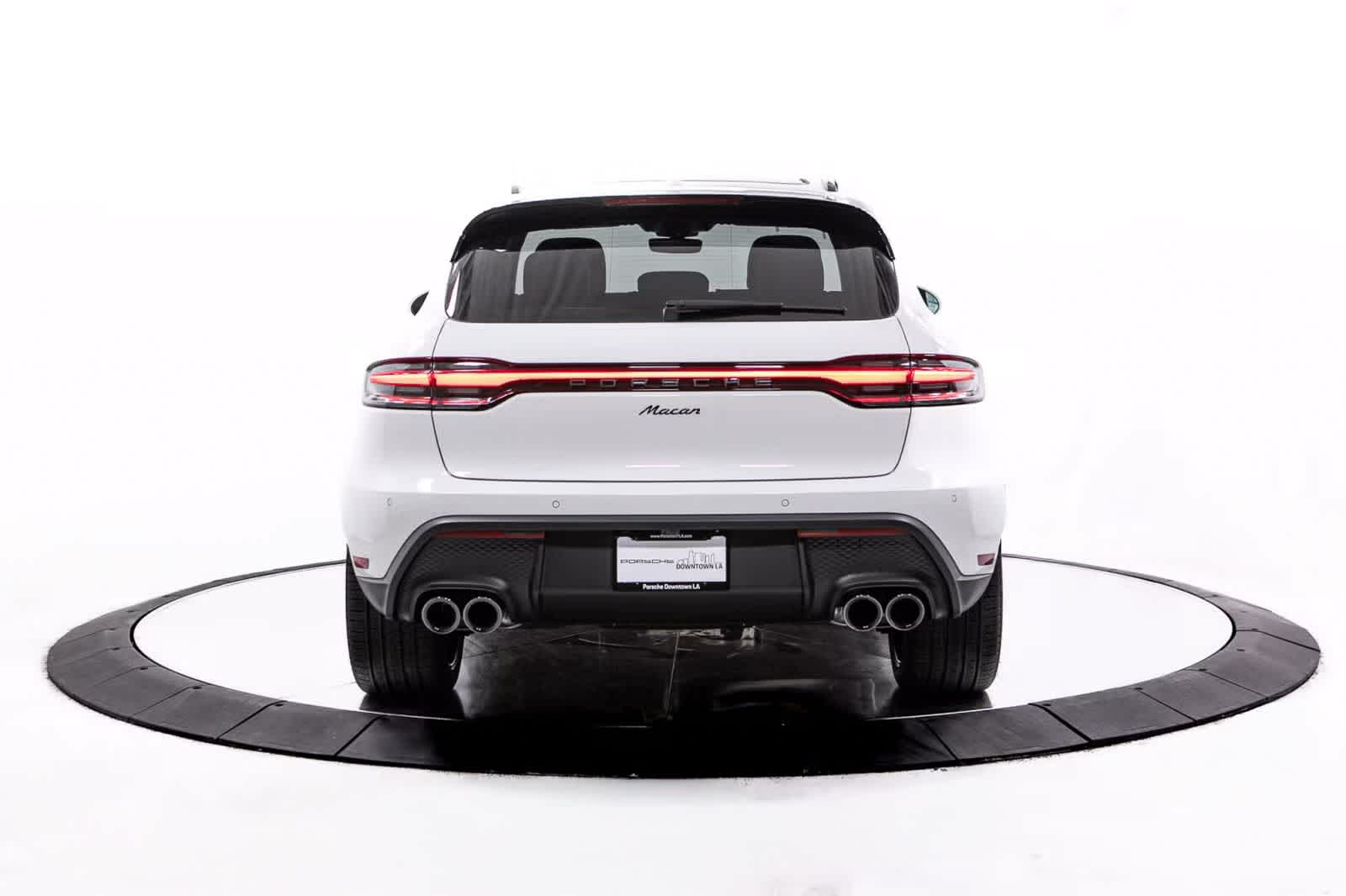 Thumbnail: 2026 Porsche Macan - 6