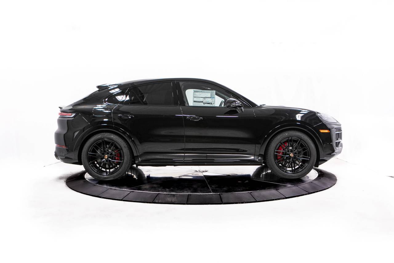 Thumbnail: 2026 Porsche  - 8