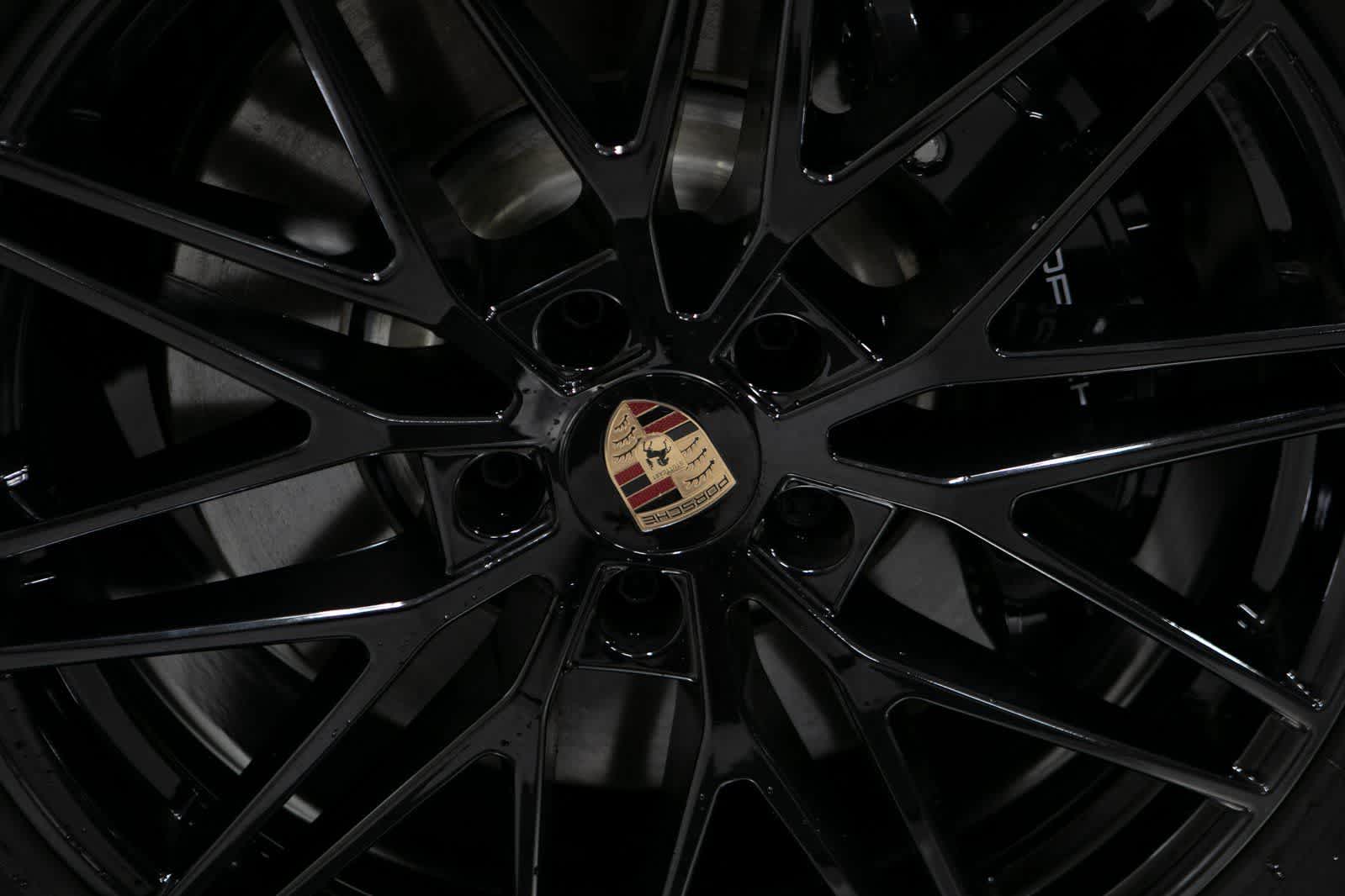 Thumbnail: 2025 Porsche Cayenne - 11