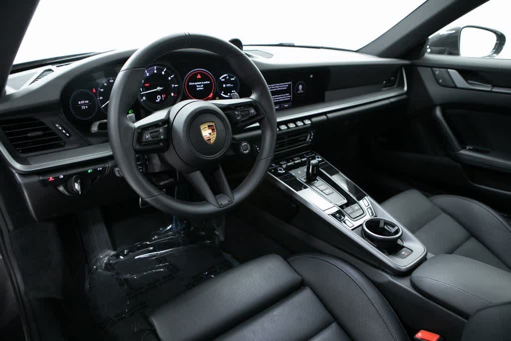Thumbnail: 2024 Porsche 911 - 4