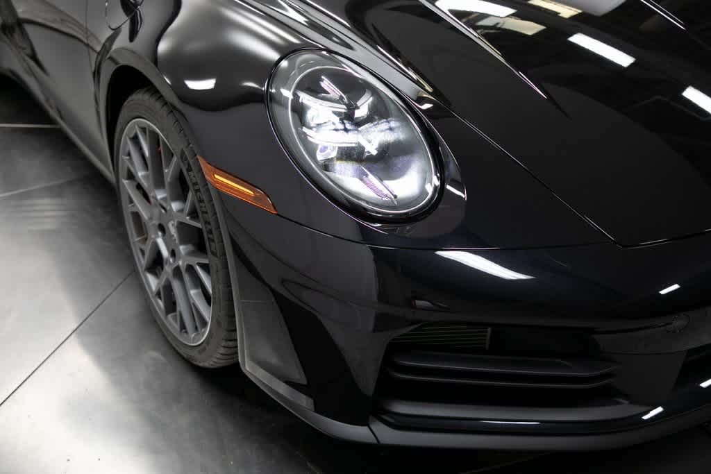 Thumbnail: 2025 Porsche 911 - 12