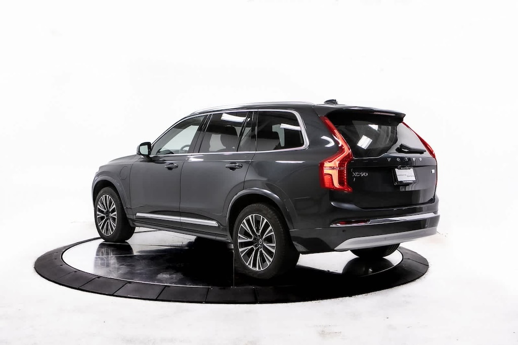 Used 2022 Volvo XC90 Recharge Plug-In Hybrid Inscription Expression SUV