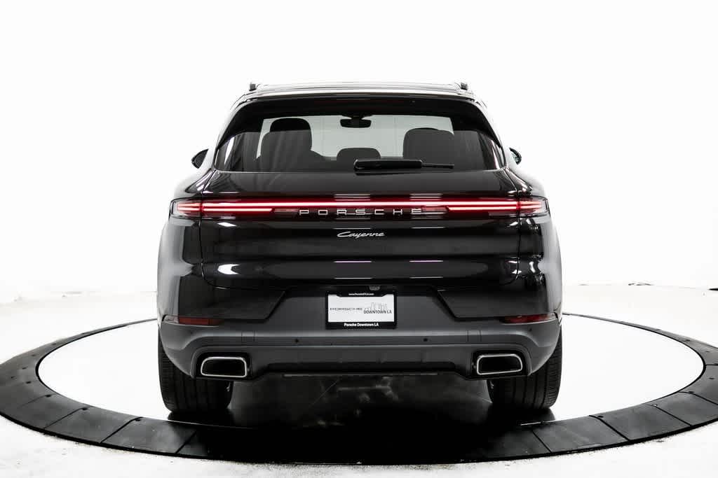 Thumbnail: 2025 Porsche Cayenne - 6