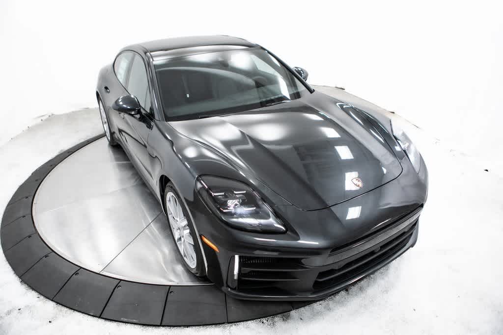 Thumbnail: 2025 Porsche Panamera - 38