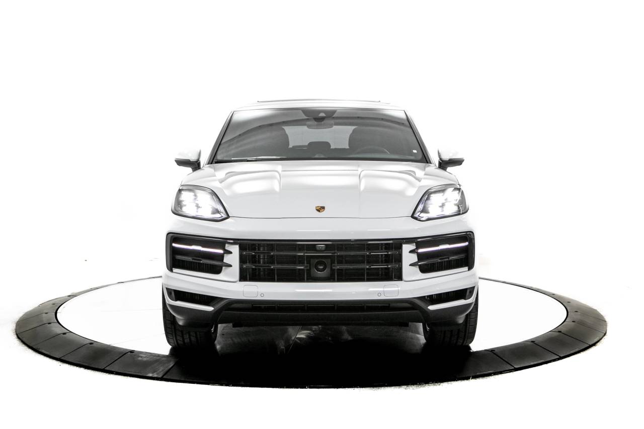 Thumbnail: 2026 Porsche Cayenne - 10