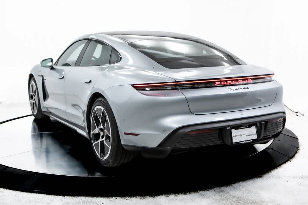 2025 Porsche Taycan 4S photo 3