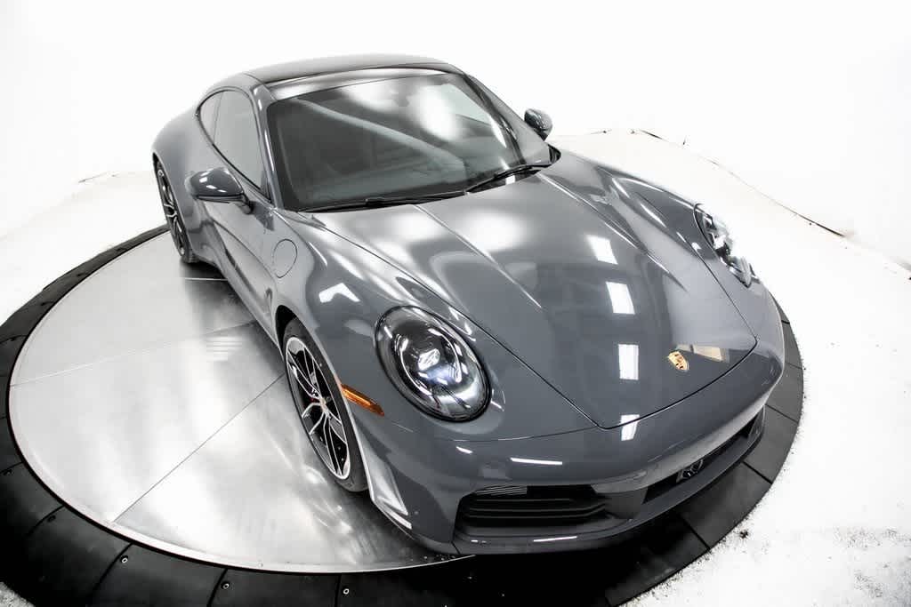 Thumbnail: 2025 Porsche 911 - 36