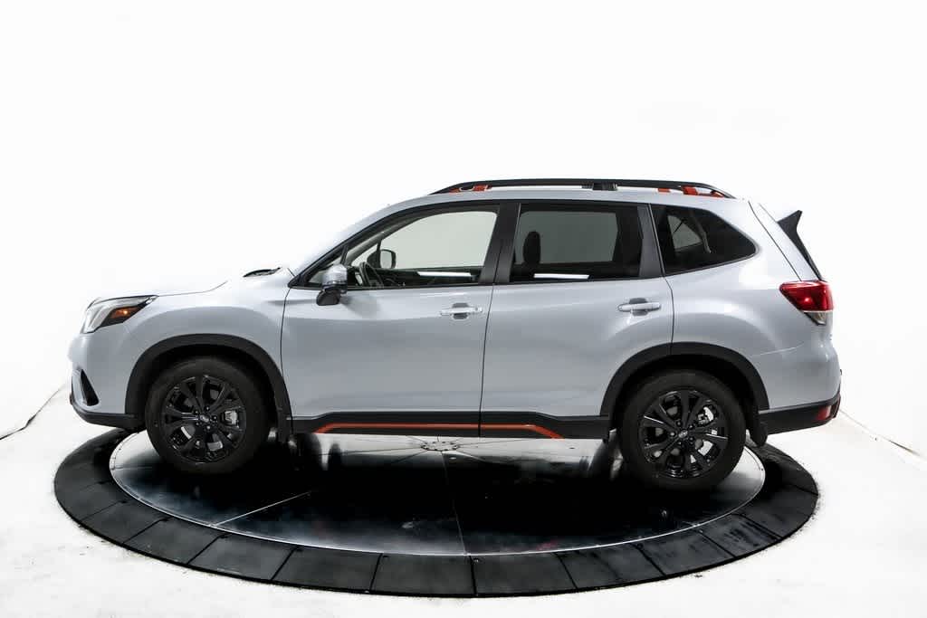 2022 Subaru Forester Sport photo 2