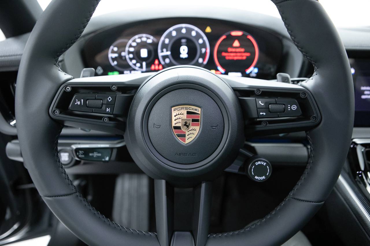 Thumbnail: 2026 Porsche Panamera - 20