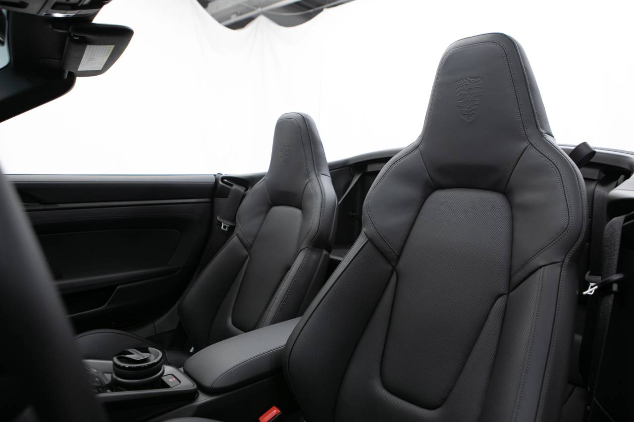 Thumbnail: 2026 Porsche 911 - 5