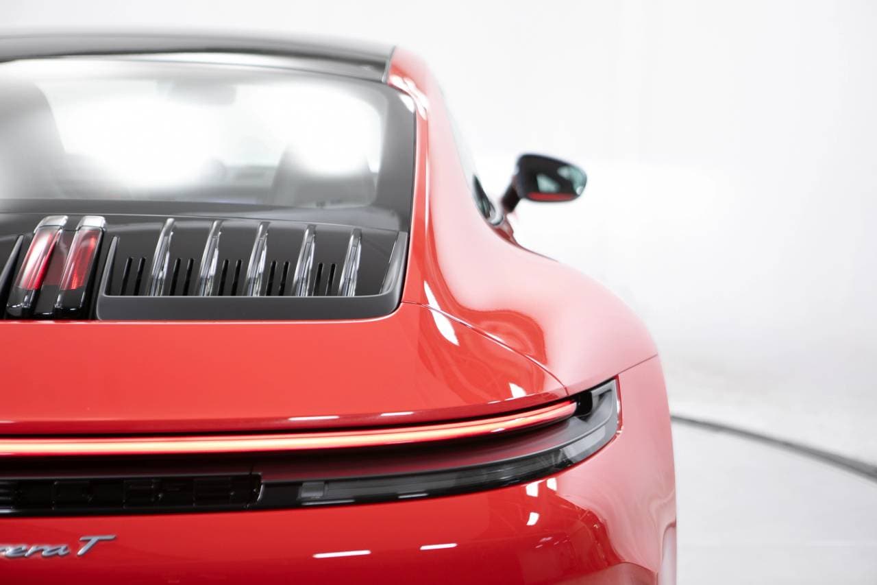 Thumbnail: 2026 Porsche 911 - 18