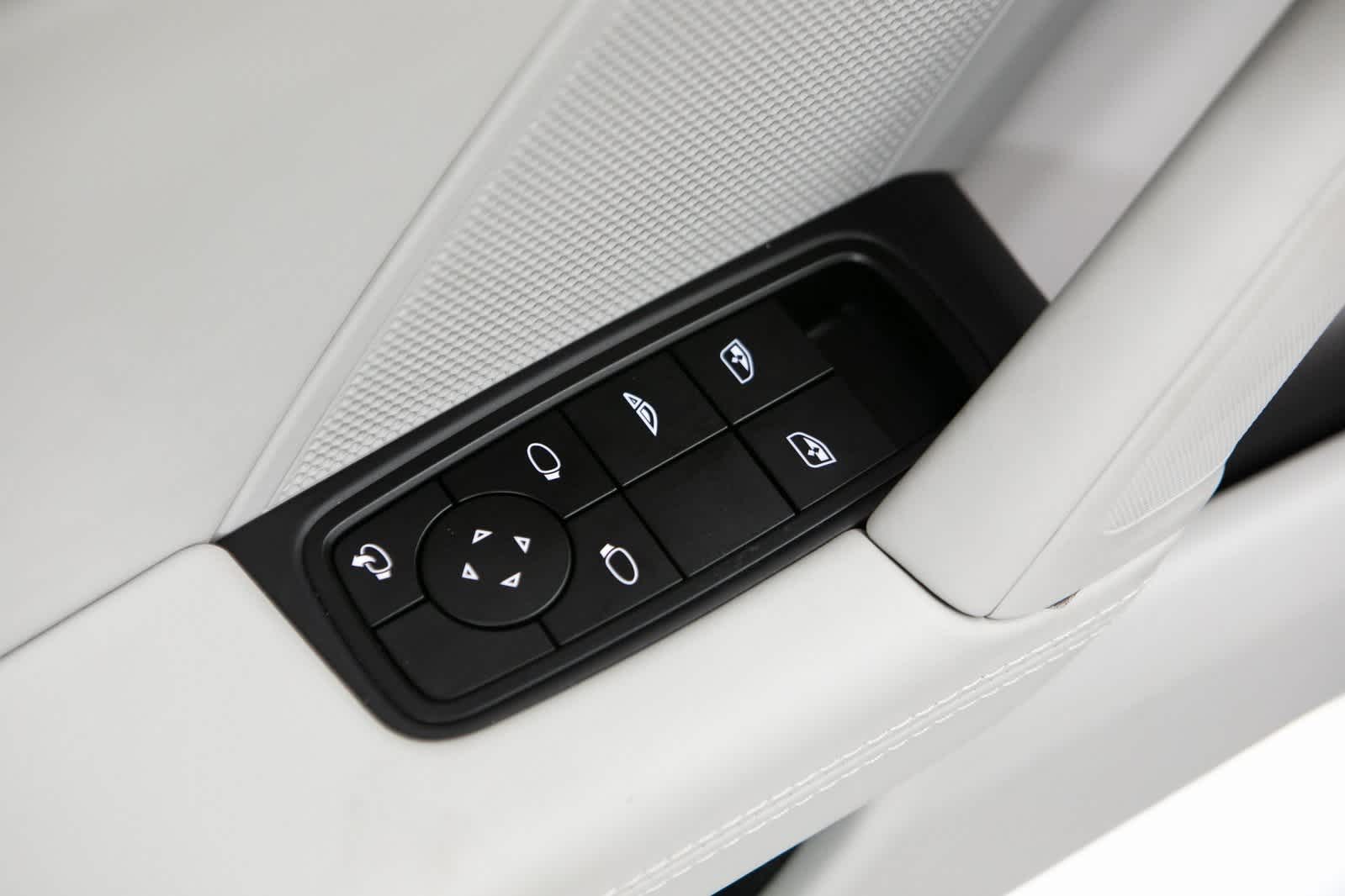 Thumbnail: 2025 Porsche 911 - 18