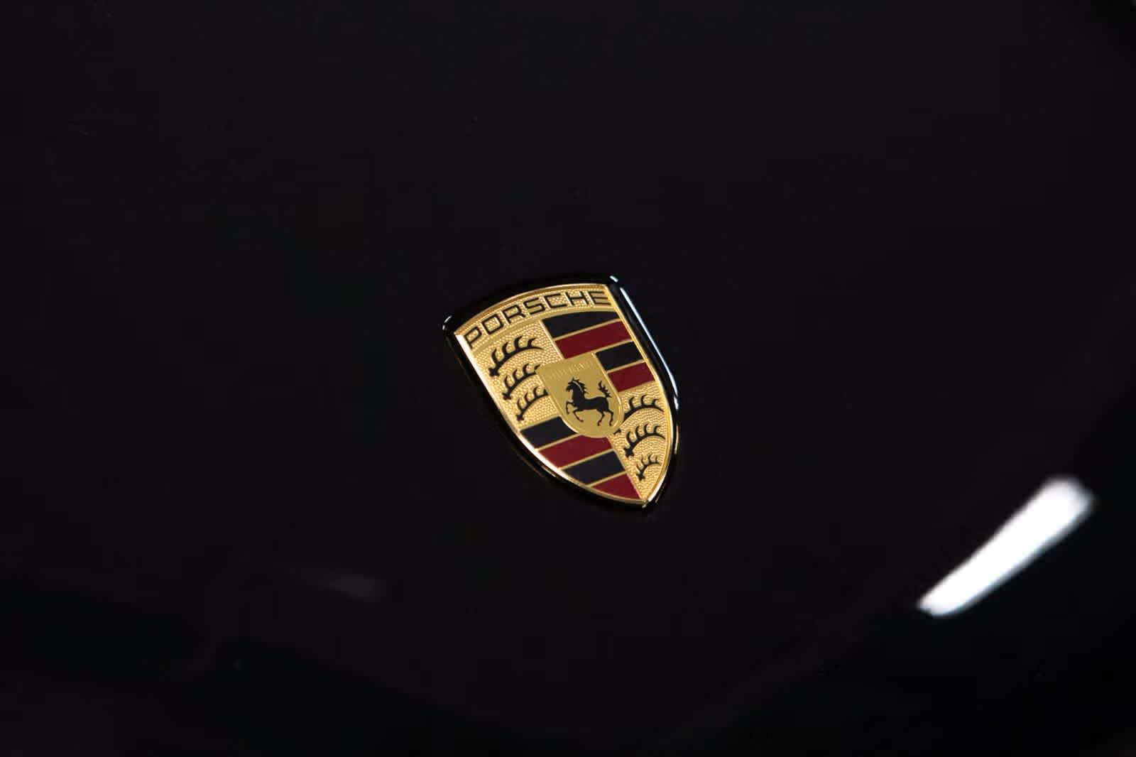 Thumbnail: 2026 Porsche Macan - 17