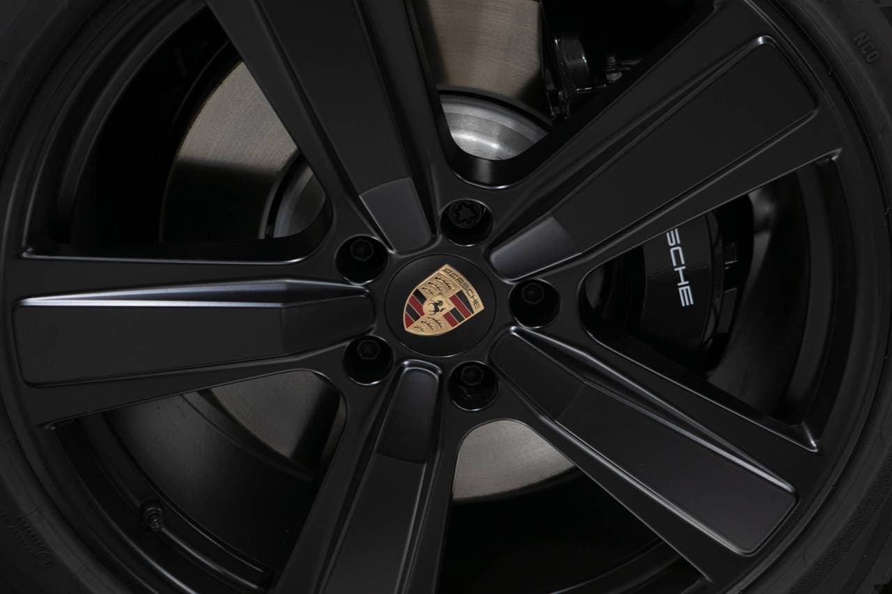 Thumbnail: 2026 Porsche Cayenne - 11