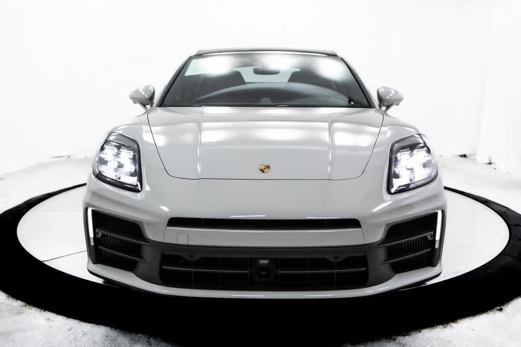 Thumbnail: 2025 Porsche Panamera - 10