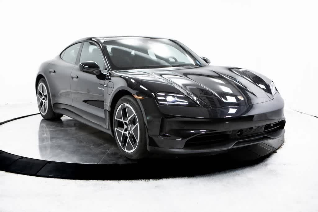 Thumbnail: 2025 Porsche Taycan - 9