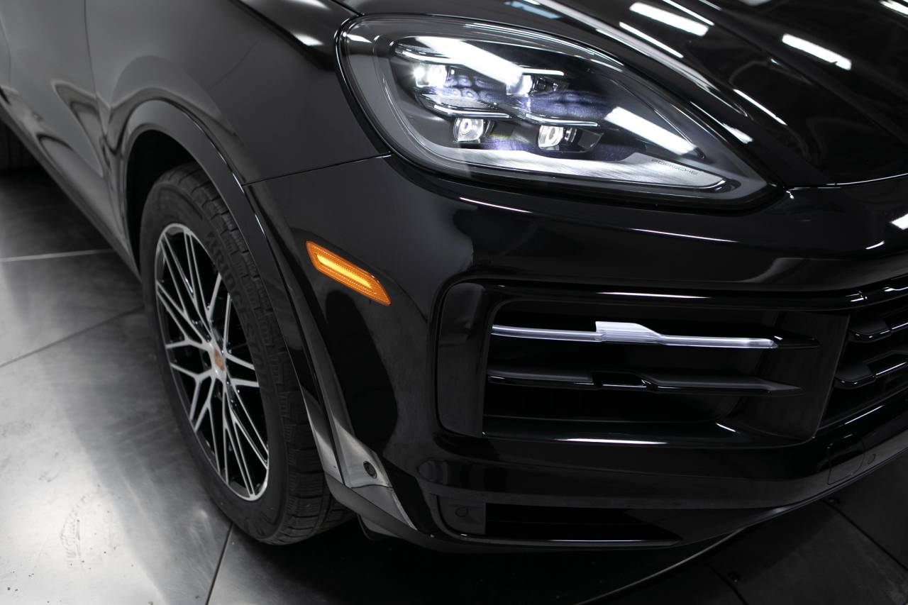 Thumbnail: 2026 Porsche Cayenne - 12