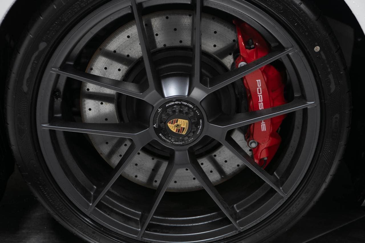 Thumbnail: 2026 Porsche 911 - 11