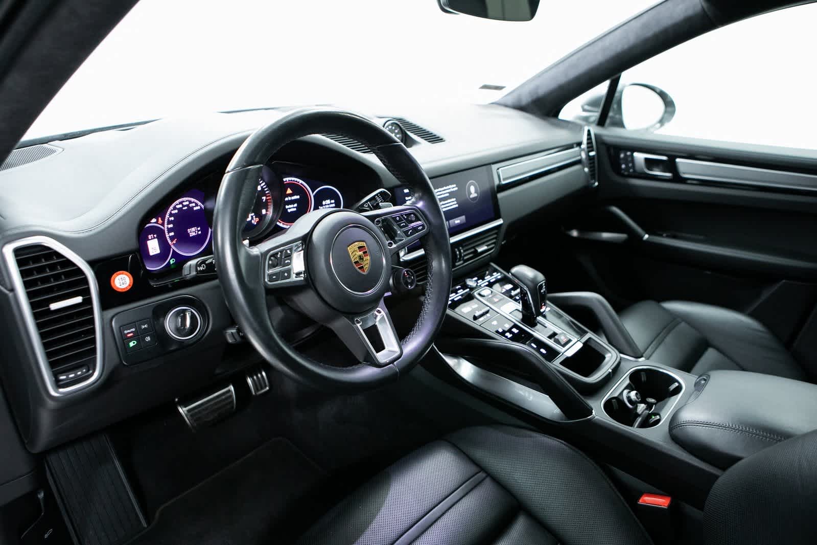 2022 Porsche Cayenne Turbo Coupe photo 4
