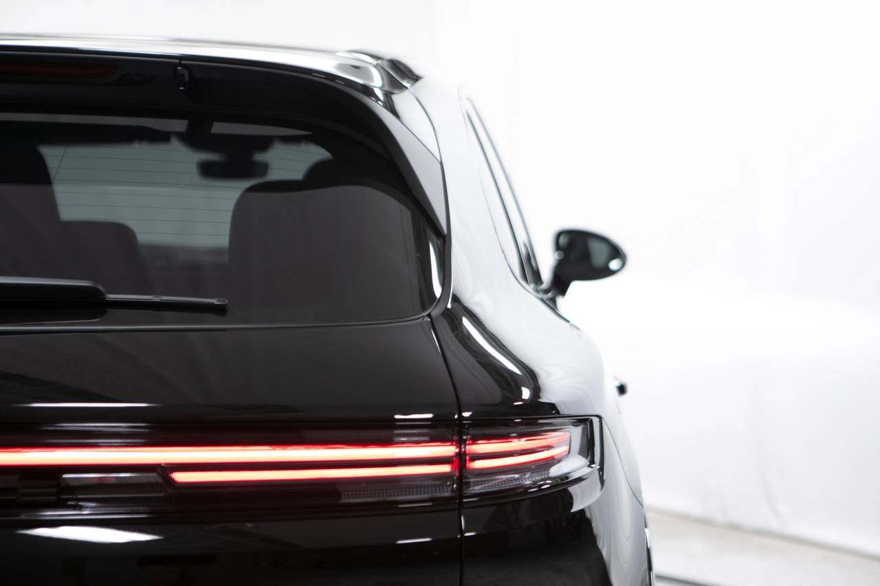 Thumbnail: 2026 Porsche Cayenne - 18