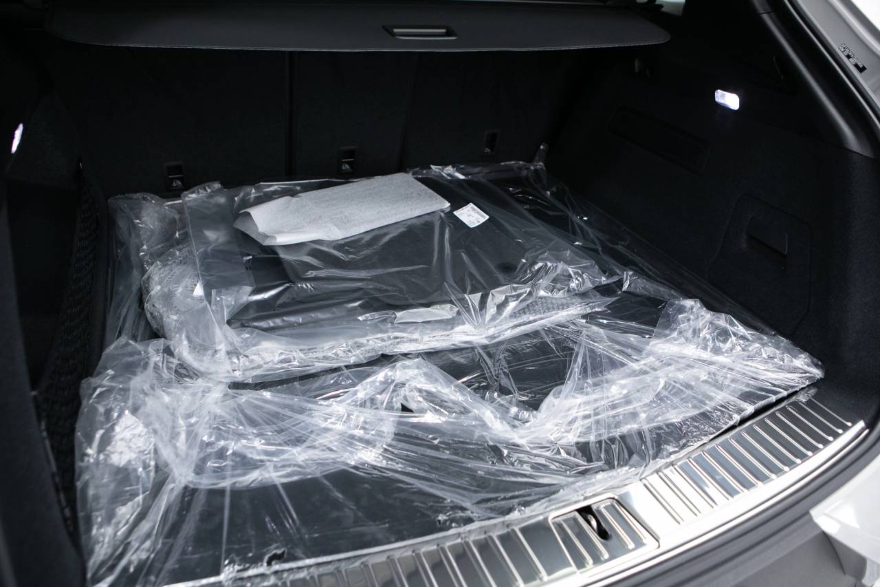 Thumbnail: 2026 Porsche Cayenne - 38