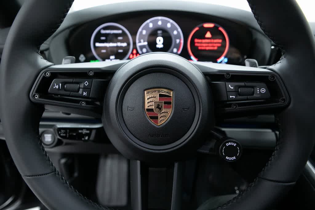 Thumbnail: 2025 Porsche Panamera - 14