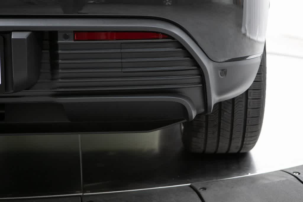 Thumbnail: 2025 Porsche Macan - 38
